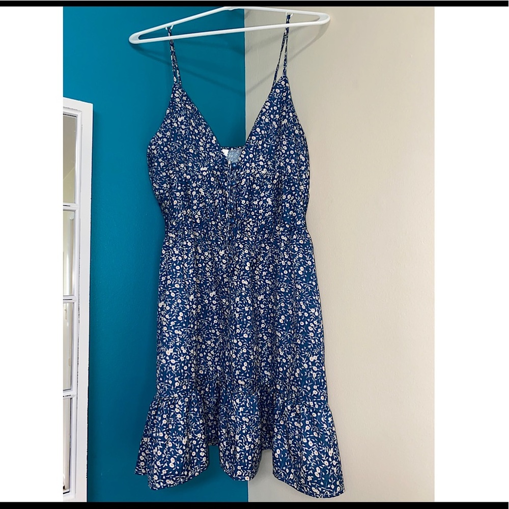 Floral kneelength dress